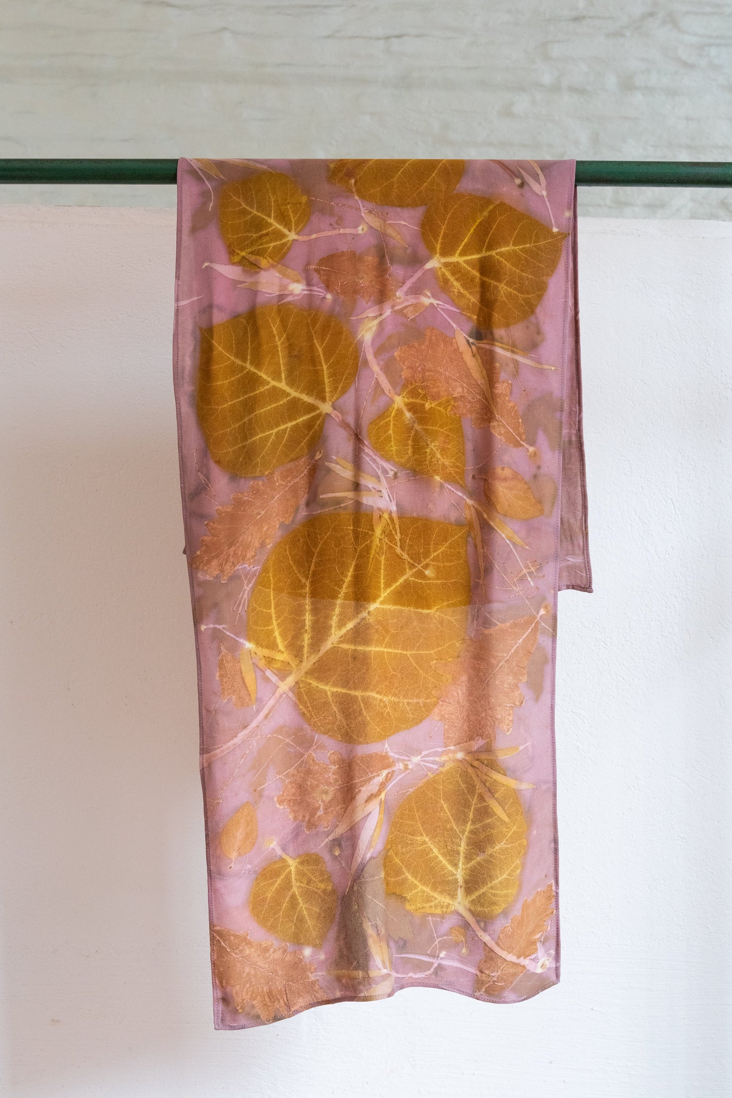 Pañuelo SERENA rosa II 100% seda *25% OFF*