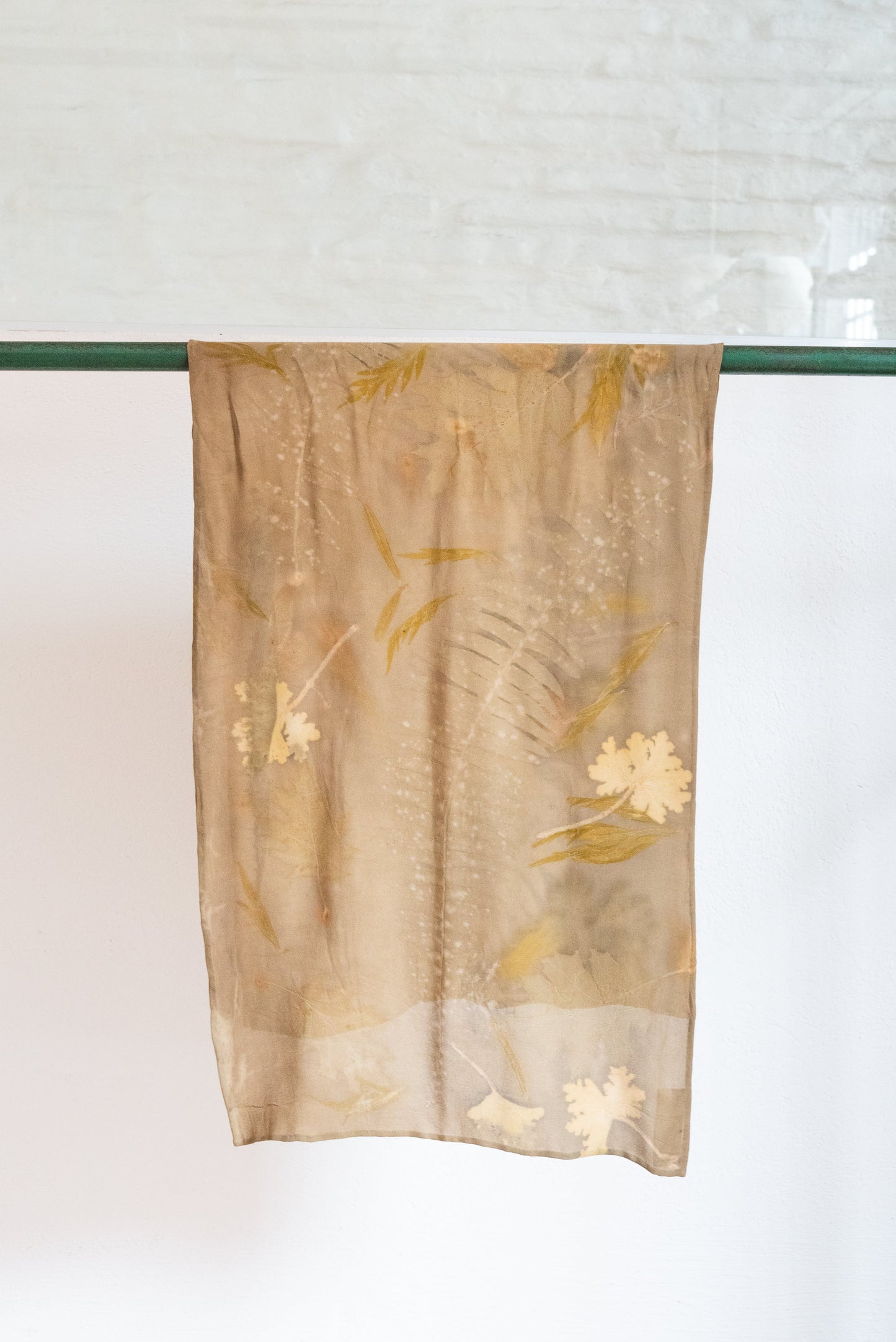Pañuelo SERENA verde II 100% seda *25% OFF*
